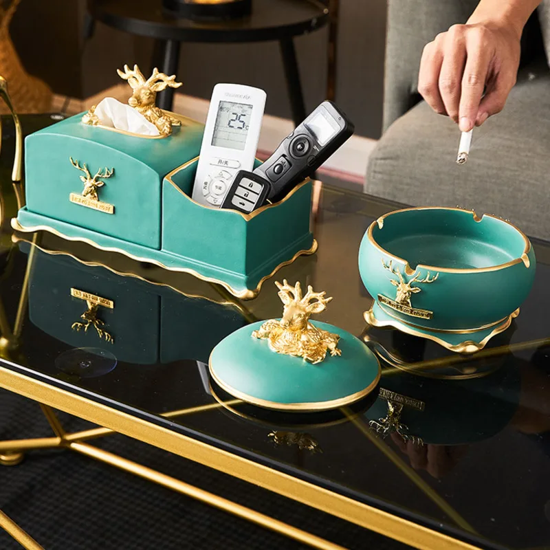 

European-style Resin Ashtray with Lid Golden Elk Art Decoration Large-capacity Anti-ash Household Ashtray Gift for Boyfriend New
