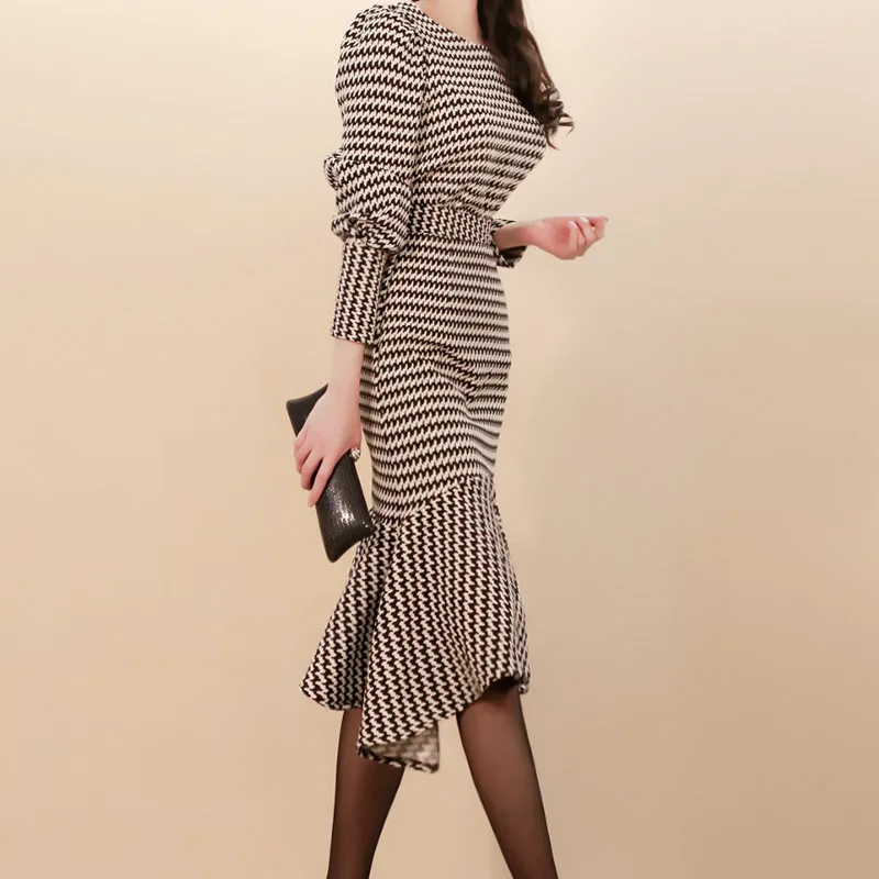 

2021 New Fall/Winter Retro Korean Temperament Slim Ladies Dress Long Sleeve Shoulder Pad Top Bag Hip Irregular Fishtail Dress