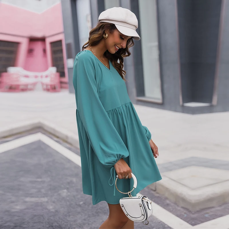 

2021 New Fashion Autumn Winter Oversize Solid Dress Women Casual Lantern Sleeve V Neck Above Knee Dress For Women