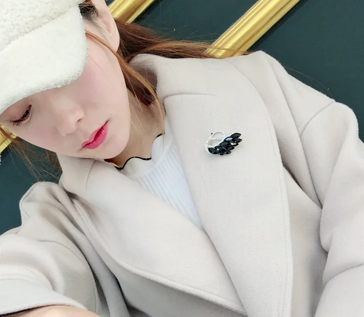 3 colors fashion creative brooch Autumn and winter scarf deduction silver swan | Украшения и аксессуары