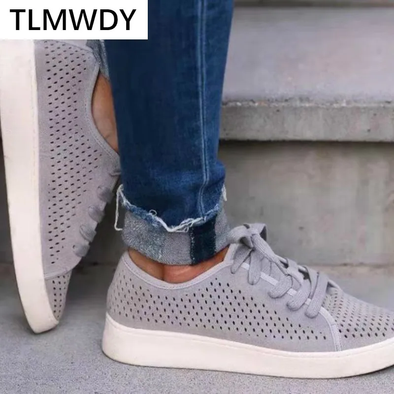 

2021 Spring New Women Vulcanized Shoes Lace-up Platform Fashion Women Casual Shoes Walking Comfortable Breathable Women Sneakers
