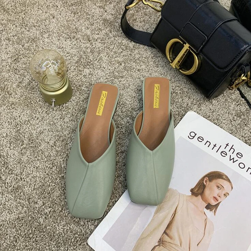 

Designer Women Sandals Pumps Slippers Slip On Mules Low Heel Casual Shoes British Wooden Block Heels Summer Pumps Footwear Shoes