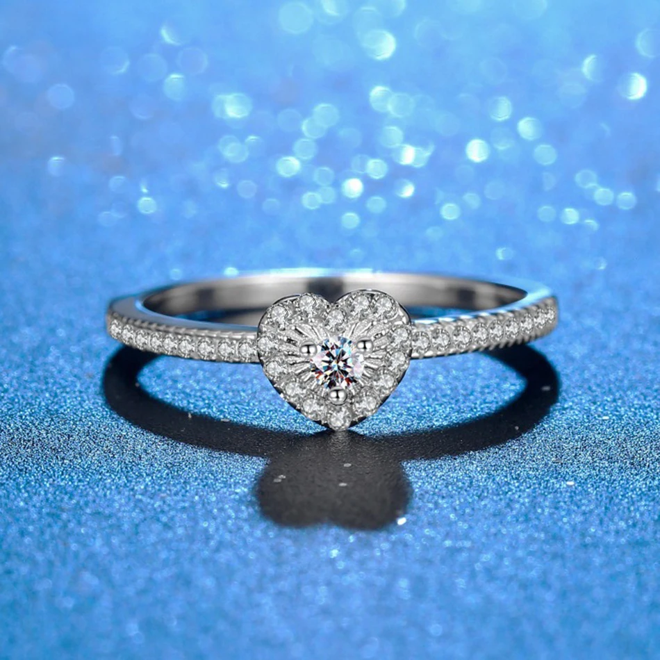 

Glamour Temperament Heart Shape D Color Moissanite 925 Sterling Silver Ring for Women Birthday Party Wedding Luxury Jewelry Gift