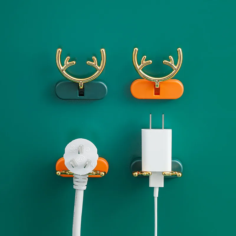 

Креативный складной держатель для штепсельной вилки с отверстием, держатель для штепсельной вилки, вешалка для хранения мелких предметов, ...