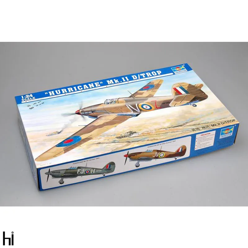 Trumpeter 1/24 02417 Британский бойцер ураган MkIID тропический истребитель самолет Военная