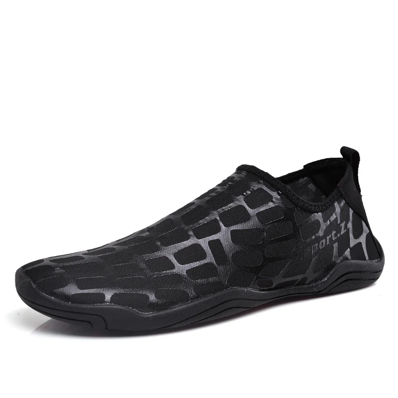 

New Unisex Sneakers Swimming Shoes Water Sports Seaside Beach Surfing Slippers Upstream Light Athletic Footwear for Men Women