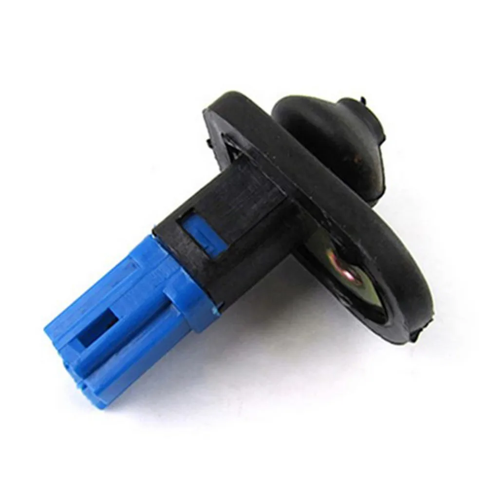 

MB861149 1Pin DOOR LAMP LIGHT SWITCH ( BLACK/BLUE PLUG) For L200 1996-2007