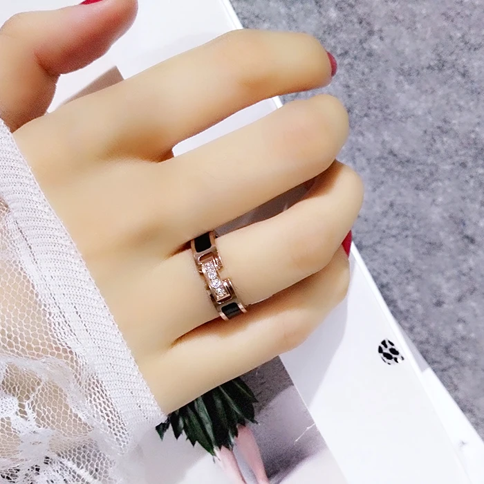 Черное кольцо из четырех частей с фианитом модное женское титановой стали и