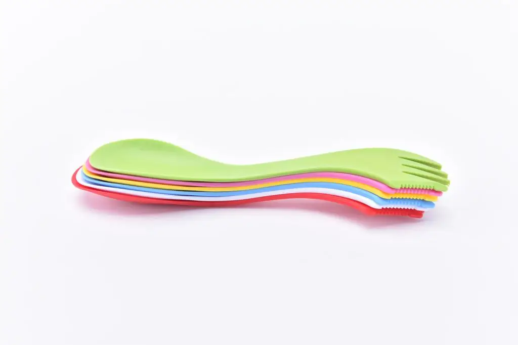 

6Pcs/Set 3 In 1 Spoon Fork Knife Multifunction Camping Gadget Camping Hiking Utensils Travel Tableware