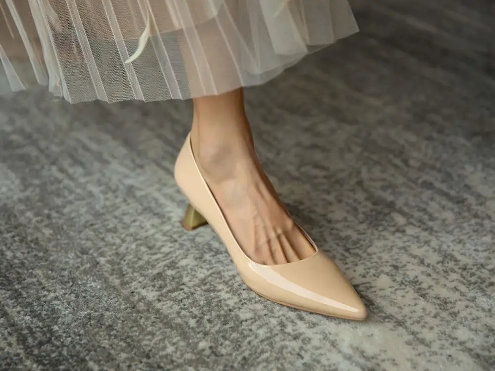 

Krazing pot hot concise style real leather handmade pointed toe high strange heel slip on office lady daily wear women pumps L66