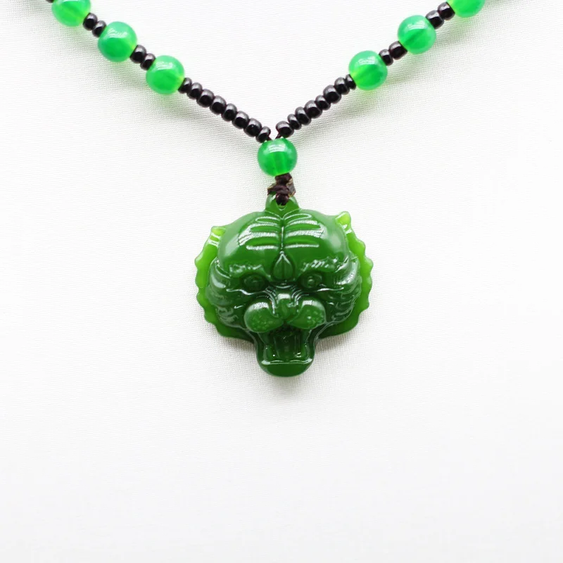 

Natural Green Jade Tiger Head Pendant Necklace Chinese Carved Charm Jadeite Jewellery Fashion Amulet for Men Women Lucky Gifts