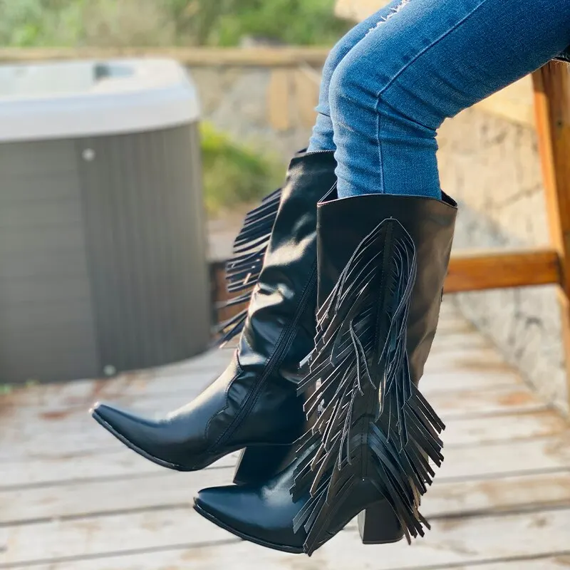 Женские замшевые сапоги до колена с вышивкой кисточками и заостренным носком на