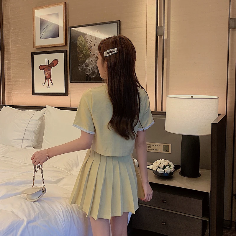 

2021 Korean Summer Sweet Two Piece Set Women Short Sleeve Crop Top + Mini Pleated Skirt Female Fashion Student Outfits