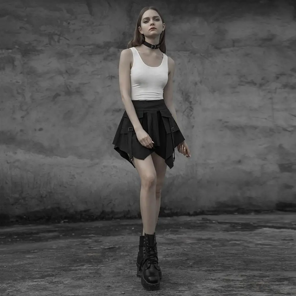 

Темно-Готическая мини-юбка в стиле панк, асимметричный подол, флисовый карман, украшение из металлической ленты, внутри леггинсы OPQ603