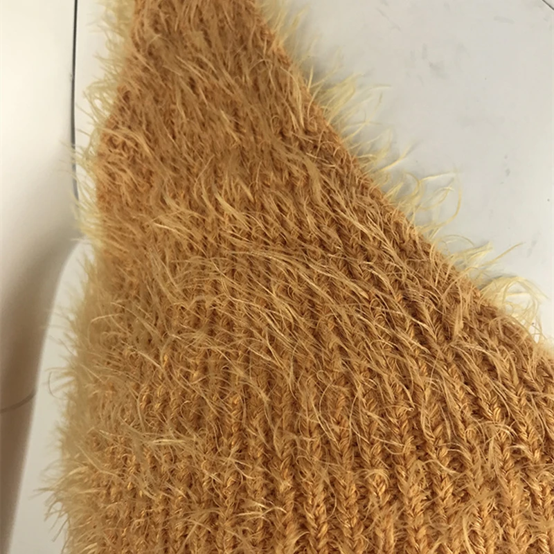 Свитер женский трикотажный без рукавов с V-образным вырезом и открытой спиной |