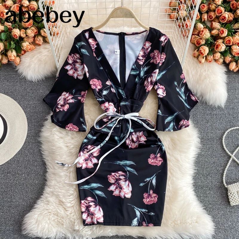 

2021 New Summer Women Fashion V-neck flare sleeve Dress high waist pleated bandage waist print short wrap Dress