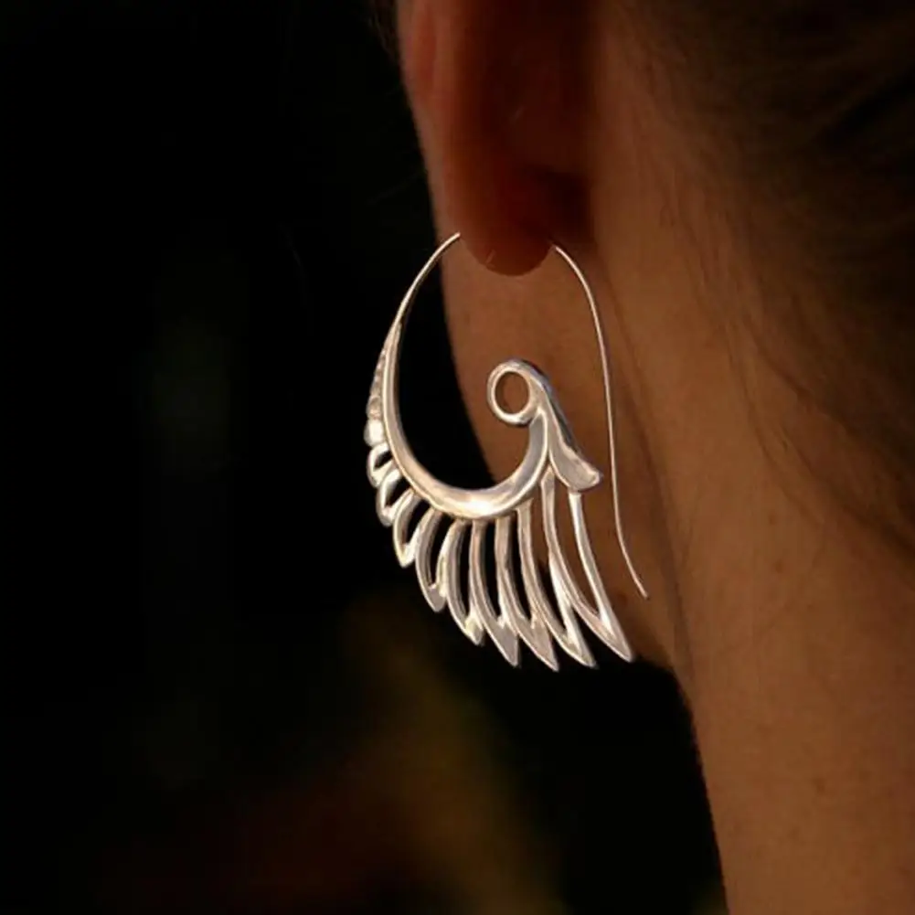 

Delicate 2 Colors Optional Retro Peacock Alloy Hook Earrings for Daily Wear