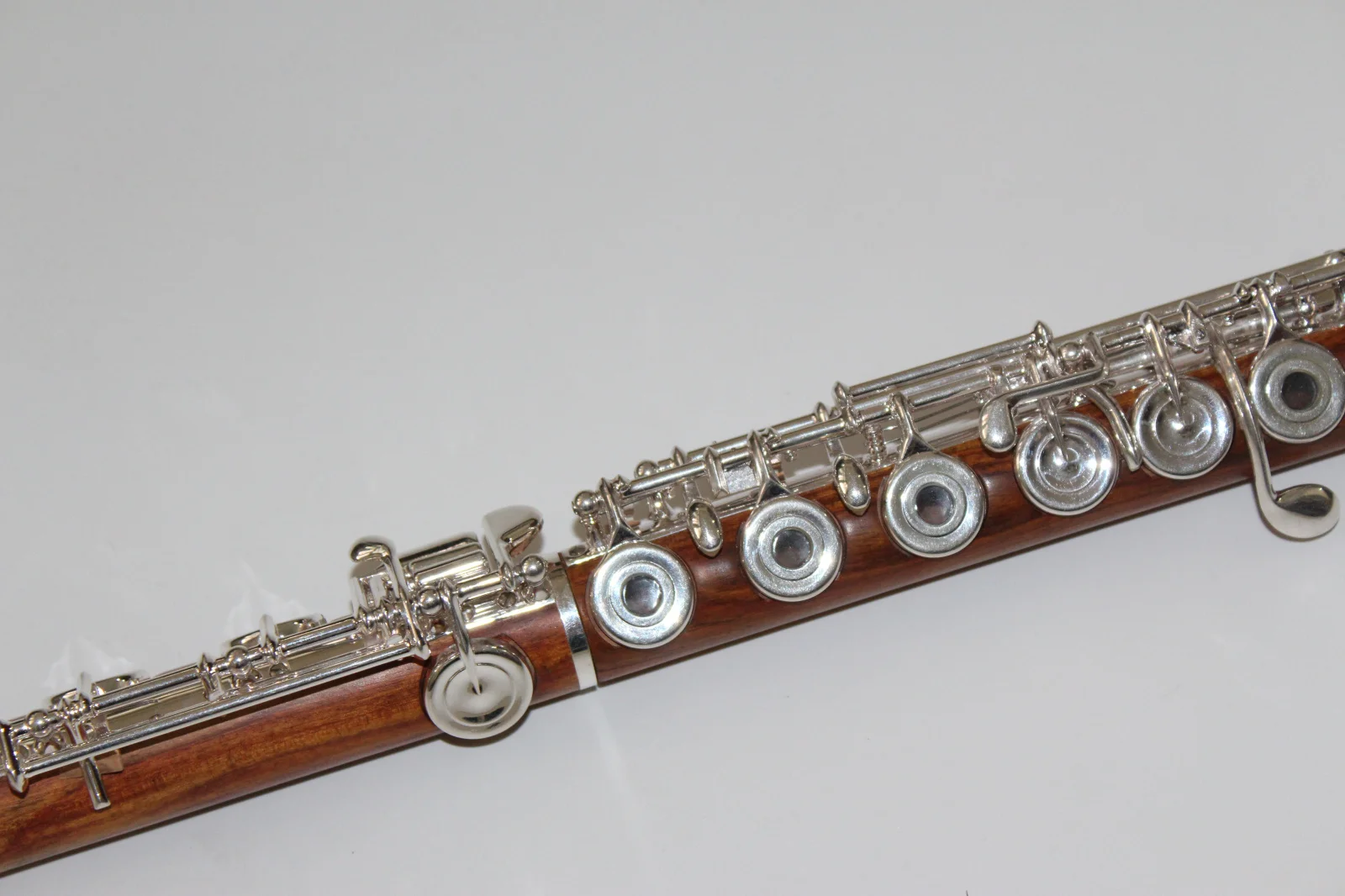 Рисунок 5 - Желтая флейта из грушевого дерева-B