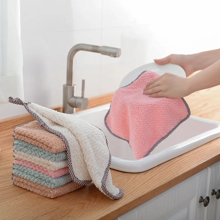 

3PCS Hanging coral velvet towel pineapple pattern cleaning towel no hair falling water absorbent dishcloth