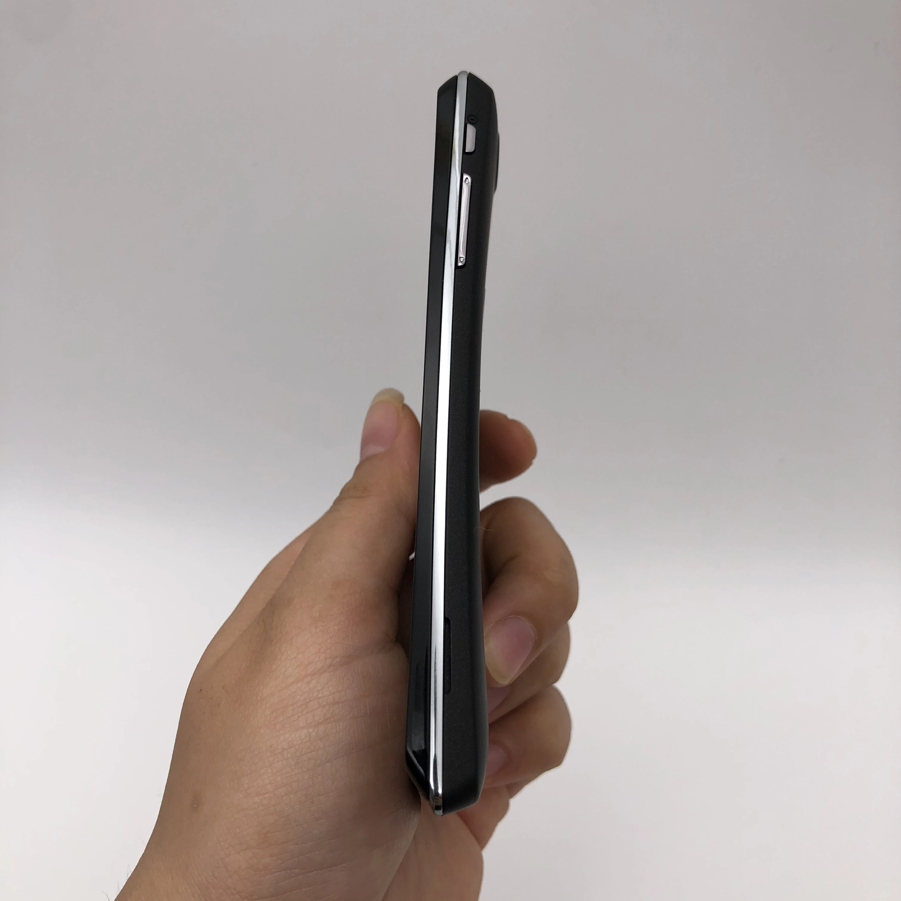 sony xperia j st26i refurbished original unlocked st26 mobile phone 4 0 3g wifi 5mp android 4 0 4 cell phone free shipping free global shipping