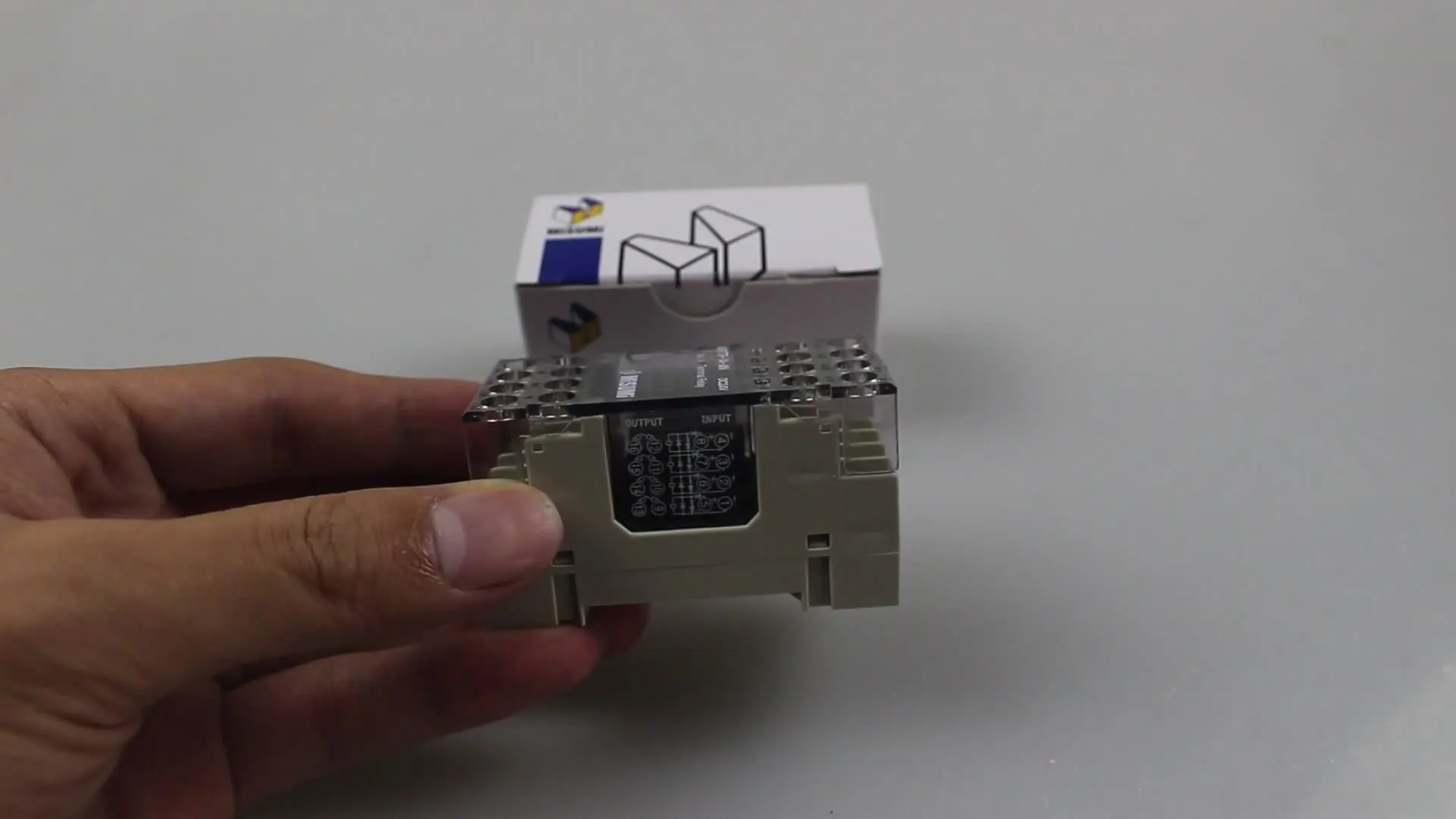 

MISUMI relay MWTR-1A-4N DC24V single-phase solid-state relay module MWTR-1A-4N