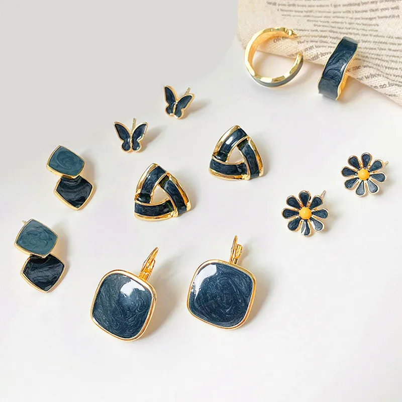 

Enamel Stud Earrings for Women Gray Geometric Square Triangle Korean Earrings 2020 Trend Ear Studs Fashion Trend Earrings Gift