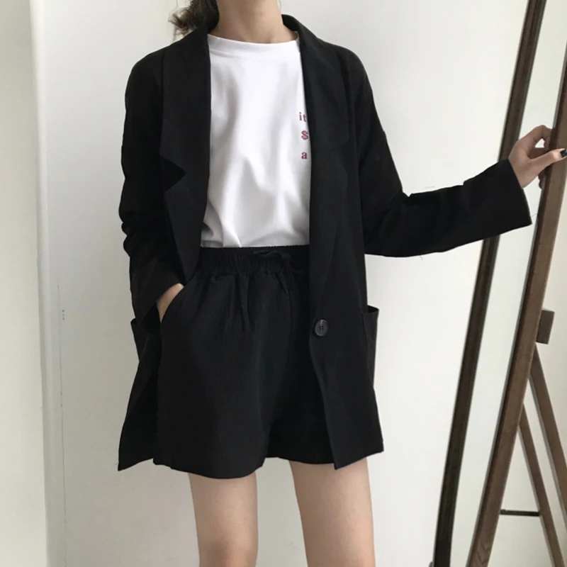 Женский свободный костюм из двух предметов Тонкий маленький и шорты с широкими