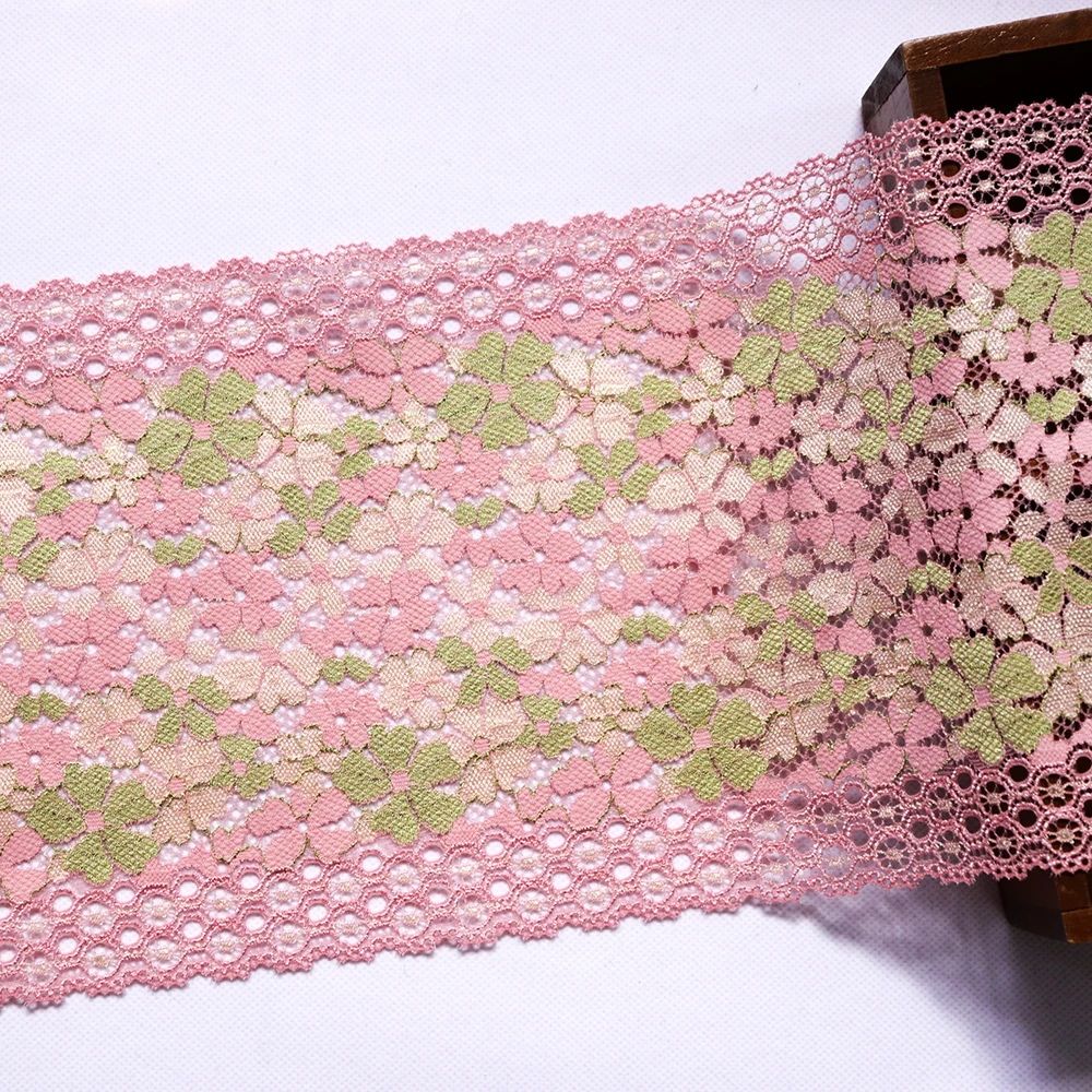 Эластичная кружевная отделка с розово-зеленой цветочной вышивкой 18 см в ширину