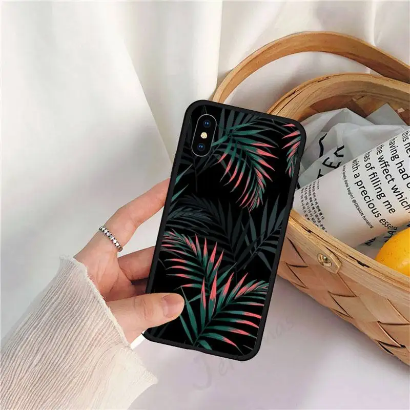 

Tropical green plant banana leaf leaves Phone Case for iPhone 11 12 pro XS MAX 8 7 6 6S Plus X 5S SE 2020 XR luxury design shell