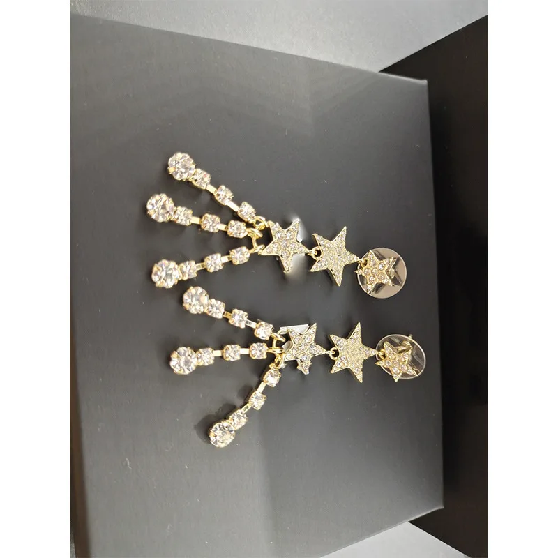 

New Diamond Tassel Earrings Small Fragrant Square Crystal Five-pointed Star Element Earrings