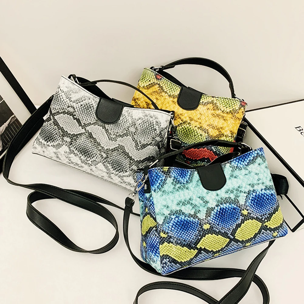 

Модная женская сумка на плечо из змеиной кожи, женские дорожные сумки через плечо из искусственной кожи, популярная простая Женская Повседн...