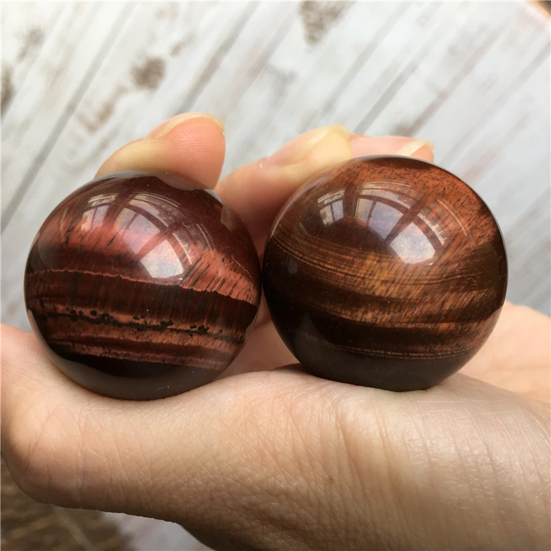 Натуральный кварц хрустальный шар красный тигровый глаз целебная чакра дух