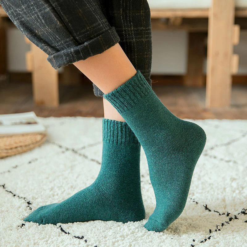 

Winter Thick Wool Socks for Men and Women High Quality Tube Terry Sock Solid Color Super Thick Snow Socks Woolen Warm Soft Socks