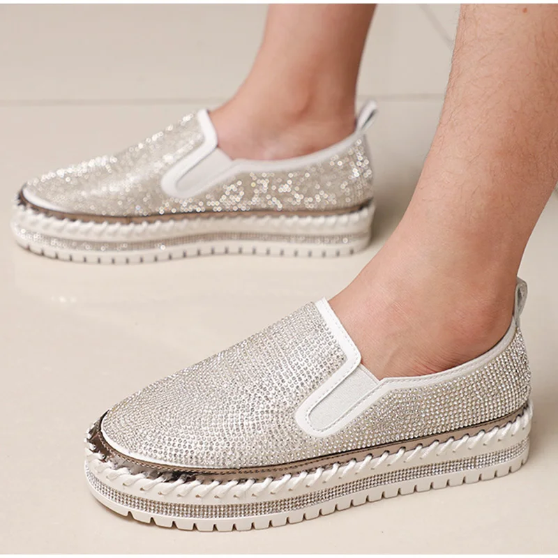 Женские блестящие лоферы на плоской платформе повседневные Мокасины с