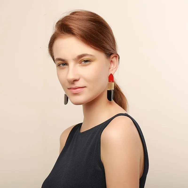 Vnox Funky Женские Висячие серьги в форме губной помады длинные для женщин девушек