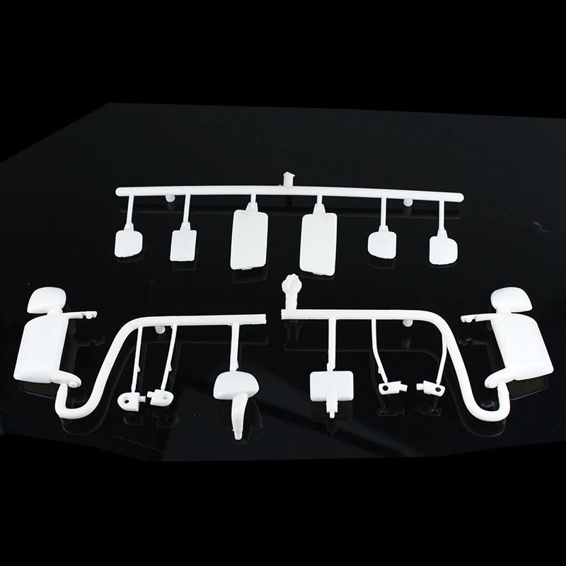 1 пара пластиковых зеркал зад