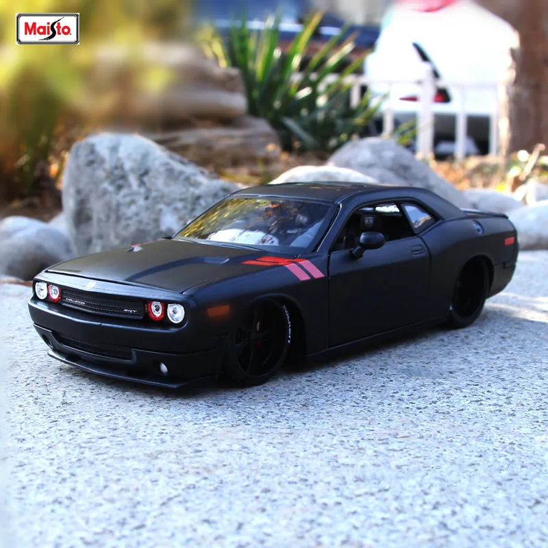 Maisto 1:24 2008 Dodge Challenger сплав модель автомобиля литье под давлением Моделирование