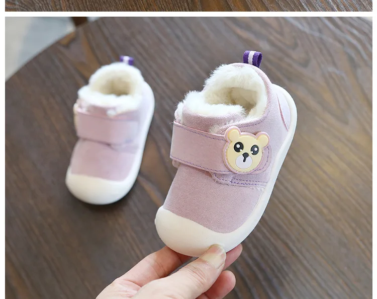 Violet bear Новинка; зимняя детская обувь; обувь для первых шагов; Нескользящие Детские ботинки для мальчиков; обувь для новорожденных девочек; теплые плюшевые кроссовки с мягкой подошвой для младенцев - Цвет: Violet bear