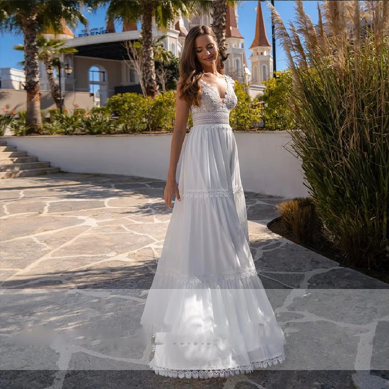 2021 Beach wedding dress  Beach Wedding Dresses 2020 V-Neck Pleats Organza A-Line Wedding Gown Plus Size Princess Bride Dress