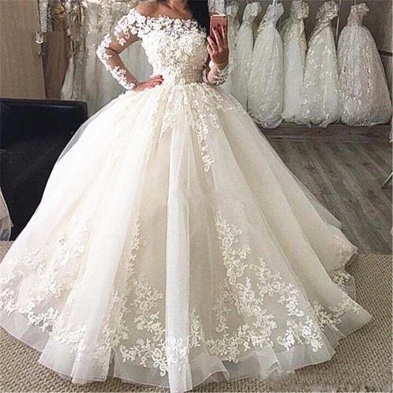 

Princess Ball Gown Vintage Classic Wedding Dresses Long Sleeve Off Shoulder Floral Appliques Lace Floor Length Bridal Gowns