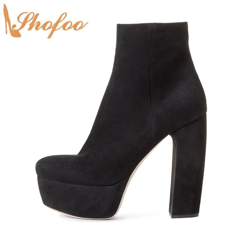 Черные ботинки из флока на платформе и высоком квадратном каблуке обувь с