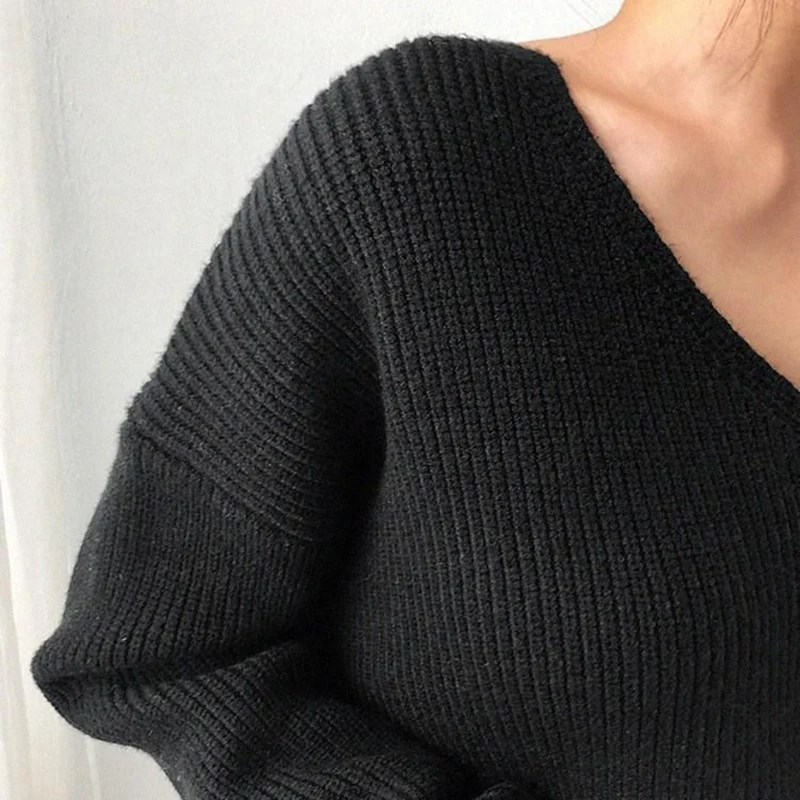

Simple Women V-neck Loose Sweater Versatile Irregular Hem Solid Color Base Sweater PR Sale