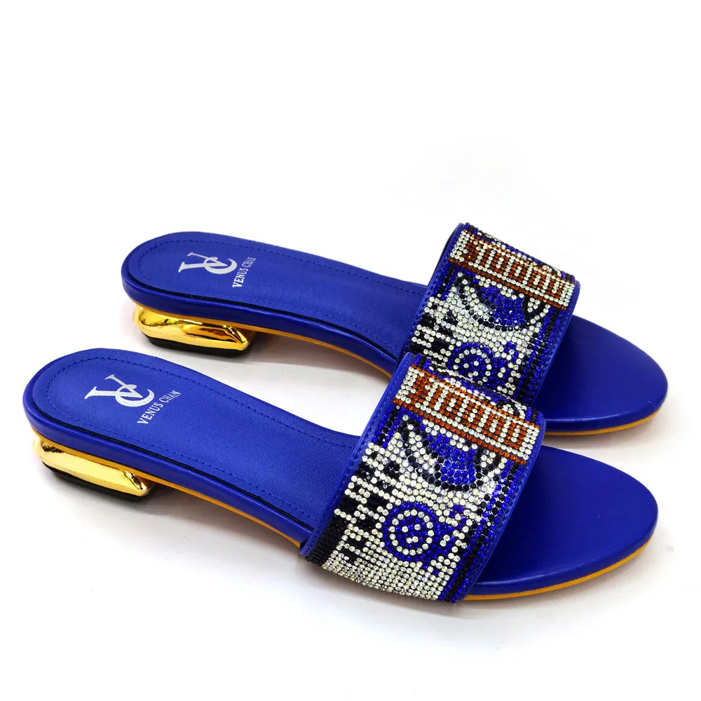 

Новейшие стразы женские свадебные туфли элегантный милый стиль для королевской свадьбы вечеринки сандалии с ремешком на пятке женская обу...