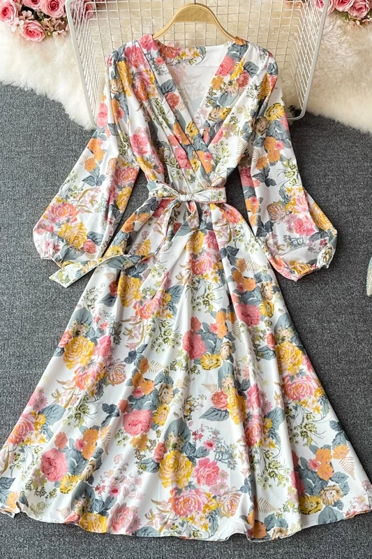 

Spring vintage floral dress women's V-neck puff Sleeve big swing elegant maxi dress women's long sleeve belts for women 2021