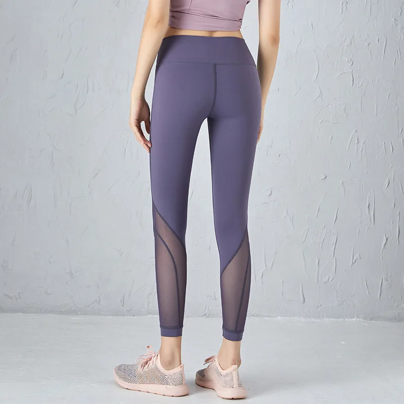 

Новинка 2021 года, европейские и американские сексуальные сетчатые спортивные штаны для йоги, женские брюки для спортзала, бега, телесного цвета, для фитнеса