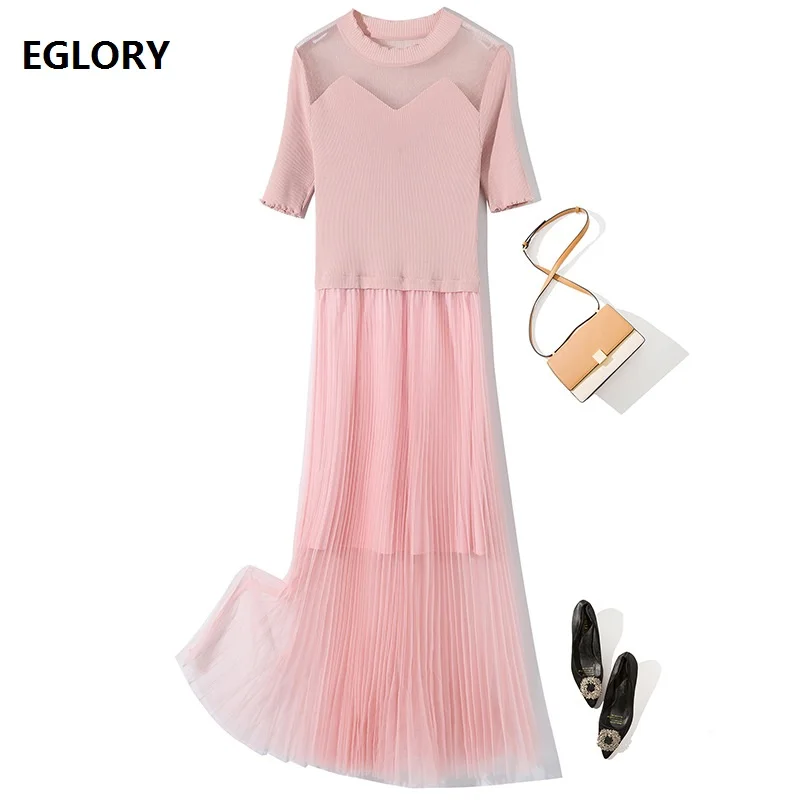 Женское трикотажное платье с коротким рукавом черное/Розовое плиссированное