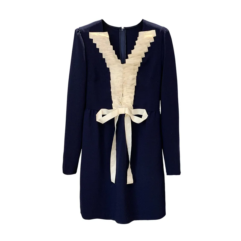 

"AnFei erna" bow French long-sleeved dress female restoring ancient ways in the spring of 2021 the new long