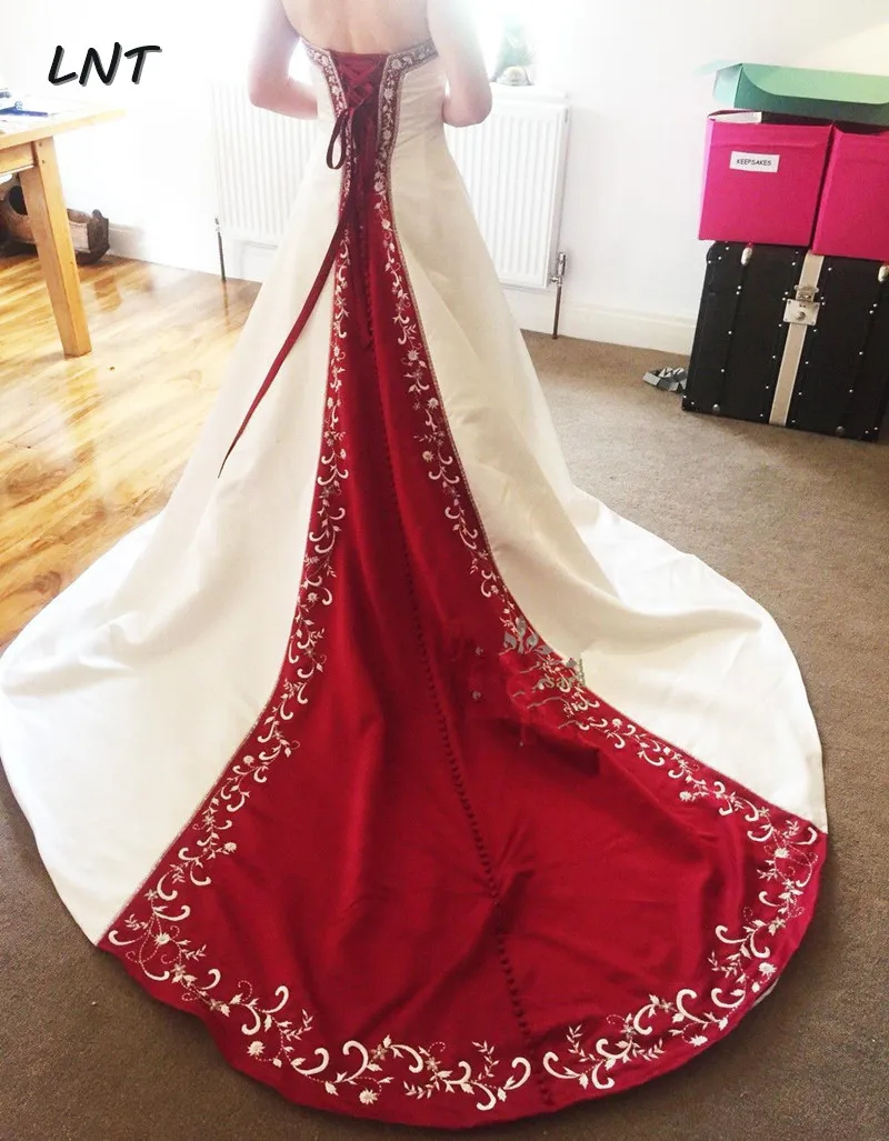 Свадебные платья без бретелек с вышивкой бисером длиной до пола Длинные