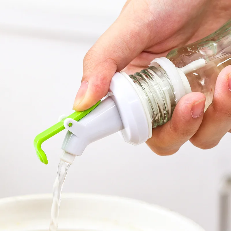 

SAUCE BOTTLE STOPPER OLIVE OIL FLOW CONTROLLER MULTIPURPOSE OIL LEAKAGE PART BOTTLE MOUTH SUITABLE FOR VARIOUS BOTTLE NECK