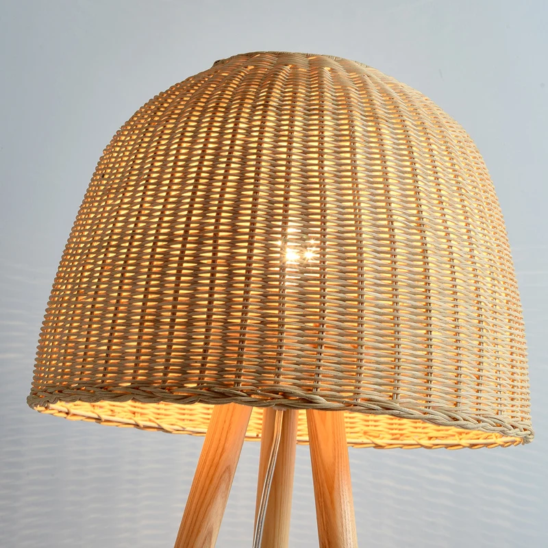 Плетеная вручную лампа из бамбука и ротанга Напольная Лампа в Северном